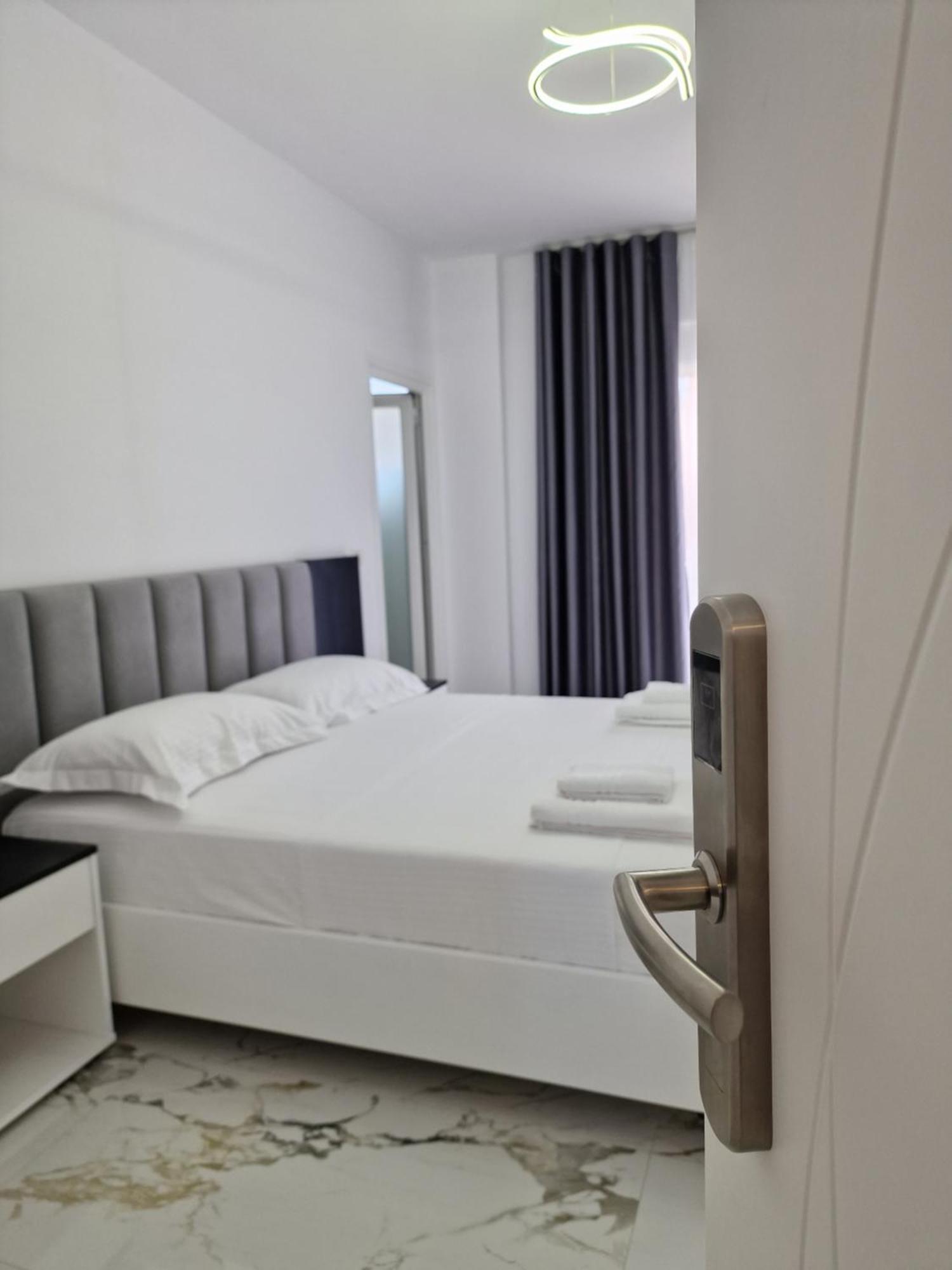 Vila Klari Εξαμίλιο Εξωτερικό φωτογραφία